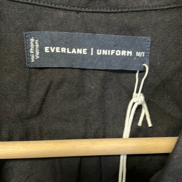 NWT Everlane Uniform 100% Cotton Men's Black Button Down Shirt MT - Picture 2 of 6